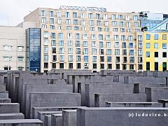 Het herdenkingsmonument voor de vermoorde Joden van Europa is een ontwerp van de Amerikaanse architect Peter Eisenman