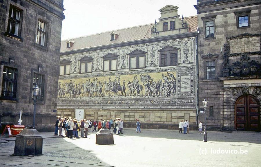 DRESDEN1997N045