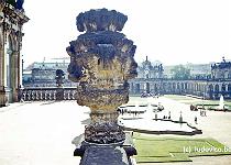 DRESDEN1997N042