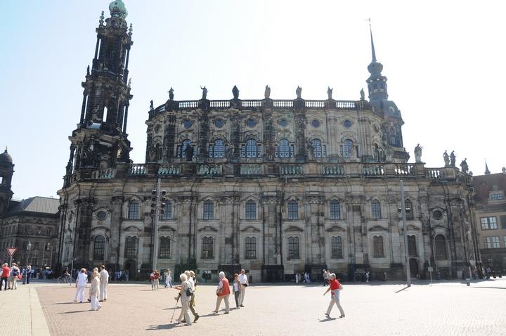 DRESDEN09N1354