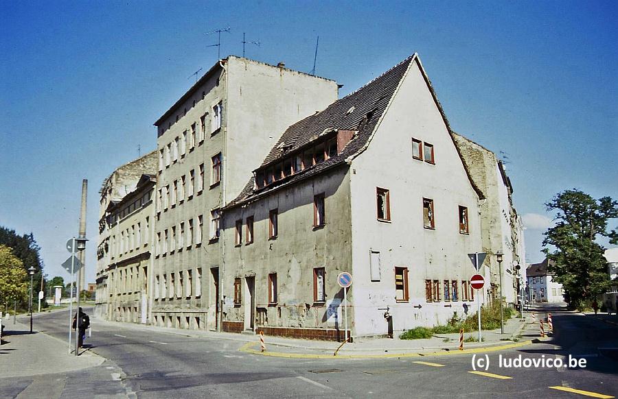 HALLE1997N005