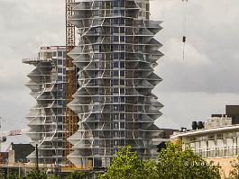 KOPENHGN2022_P1420597 Cactus Towers aan de rand van Kopenagen (BIG - Bjarke Ingels Grouip)