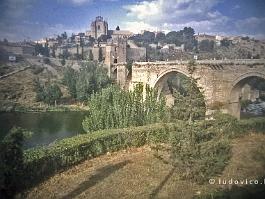 TOLEDO1996N068