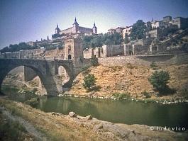 TOLEDO1996N001